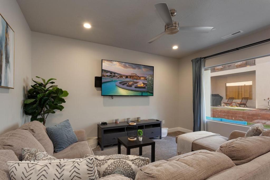 Zion Village 339 3 Bed, 2 And A Half Bath, Game Systems, Mister System, And Community Pool Hurricane Exterior foto
